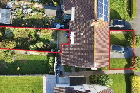 Gardens &amp; Parking 