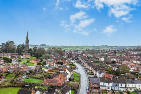 High Bank Road, Winshill (2).jpg