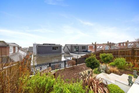 Elizabeth Avenue (33).jpg