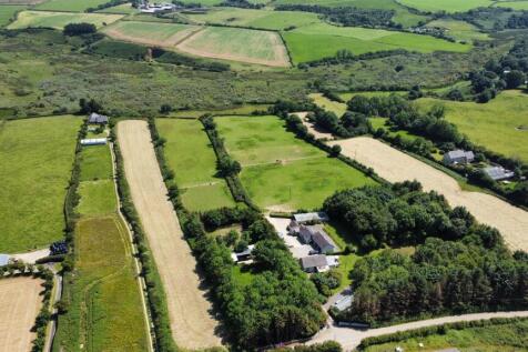 Coedrwm,, Cefn Road Dwrbach (nr Scleddau), Fishgua