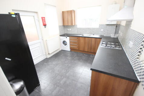Gresford Avenue, Liverpool photo 4