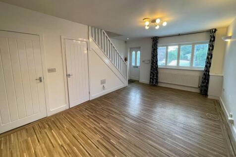 Bulkeley Road, Handforth, SK9 photo 4