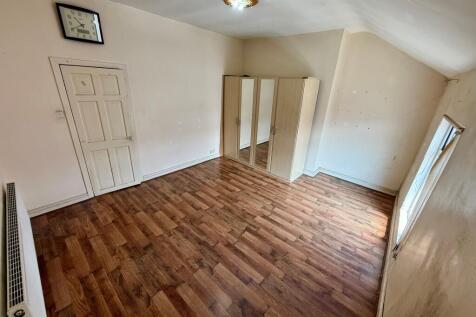 Wellington Avenue,  Whalley Range photo 3