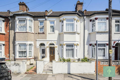Three Bedroom Terraced House for Sale