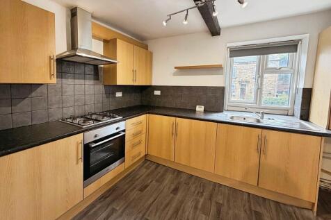 Fartown, Pudsey, Leeds photo 5