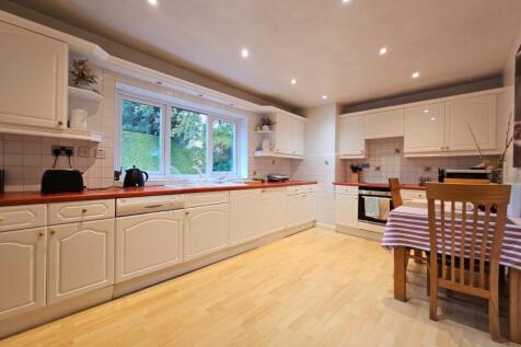 The Conifers, Suffolk Road photo 3
