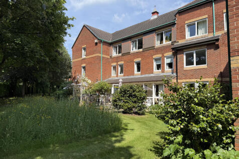 Residents Gardens and Patio