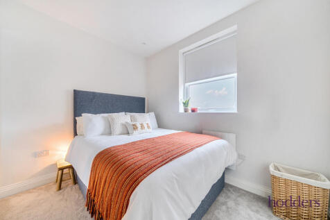 af2d6af0-bd79-43f...