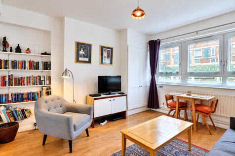 Neckinger Estate, London photo 3