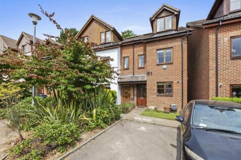 John North Close-14.jpg
