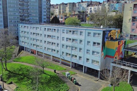 1 - Maisonette for Auction, Dove Street, Bristol.J