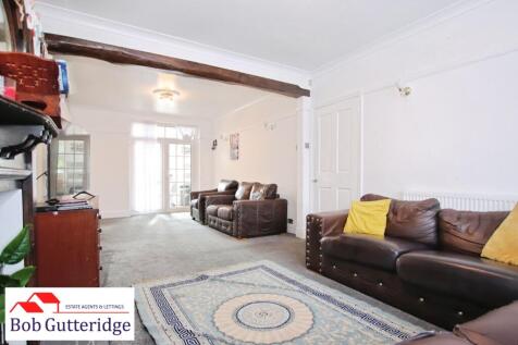 THROUGH LOUNGE