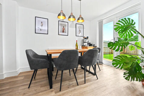 RHM_2073