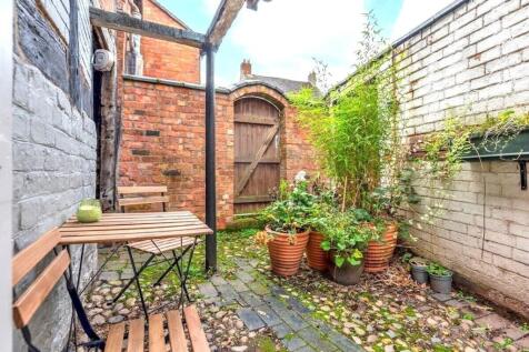 rear courtyard