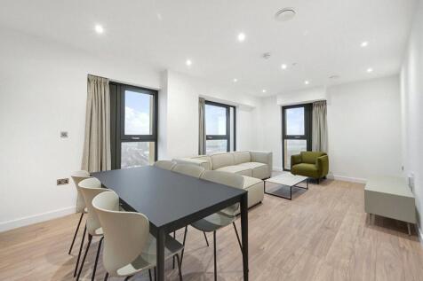1 bed flat to rent Burlington Rd, London KT3