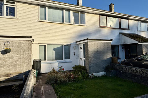 3 Bedroom Mid Terraced House for Sale