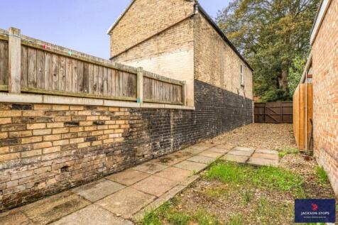 2, Harwood Terrace, Wellington Street, Newmarket, Suffolk, CB8 photo 4