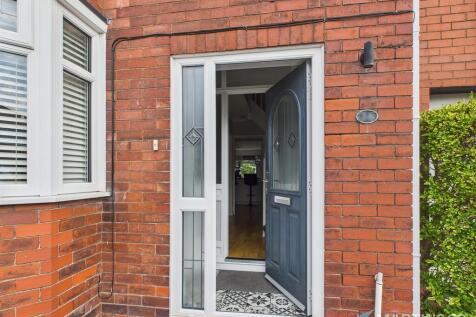 CAM02318G0-PR0484...