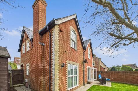 CAM05068G0-PR0013...