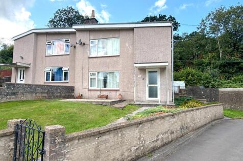Radstock, BA3 - property photo