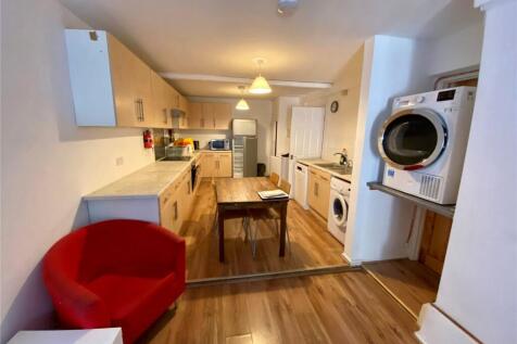 Willow Bank, Manchester, Greater Manchester, M14 photo 5