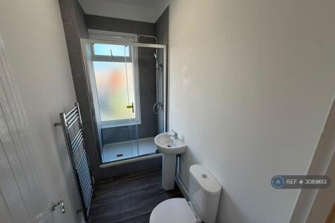 Derrington Avenue, Crewe, CW2 photo 5