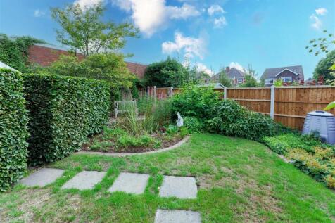 Rear Garden 2 SAPL9302.jpg