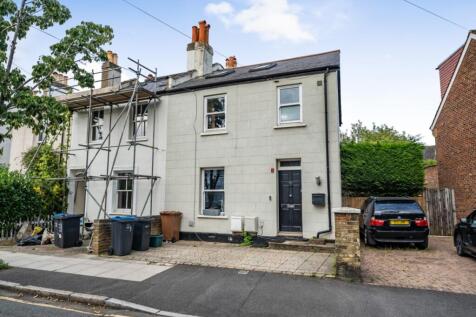 4-bed house on Graham Road, London, SW19, £4,000/mo