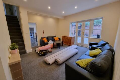 14 Claremont Road, Leamington Spa photo 4