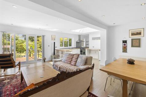 Open Plan Living/Dining Room