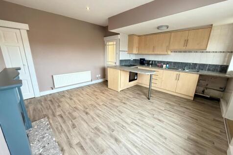 Pontefract Road, Featherstone, Pontefract, West Yorkshire, WF7 photo 3