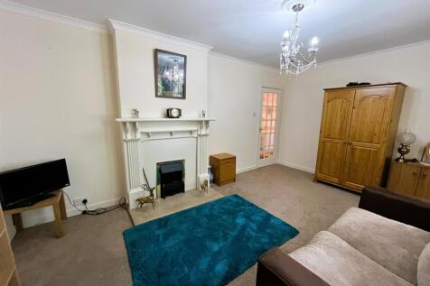 DINING ROOM/BEDROOM 3