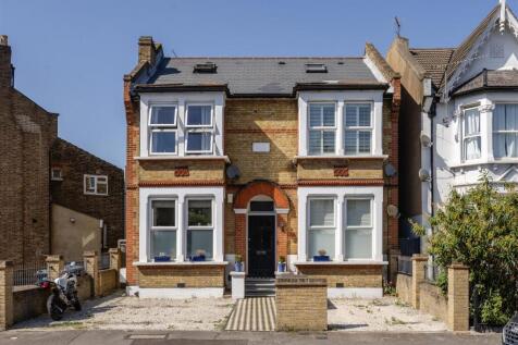 Selsdon Road, E11