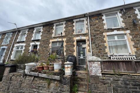 Bridgend, CF32 - property photo