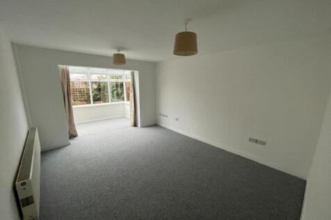 St. Aubyns Court, Poole photo 3