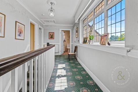 Rhiwbina Hill, Hern Crabtree (41).jpg