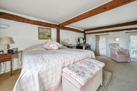 YEW TREE BARN - T...