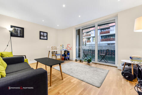 *Available Now* Discover this immaculate three-bedroom, three-bathroom duplex apartment, a modern and brilliantly lit living space that spans the ground and first floors and offers 1,087 Sqft of well-