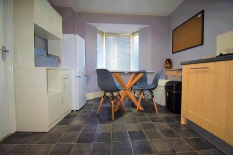 Dining Area.jpg
