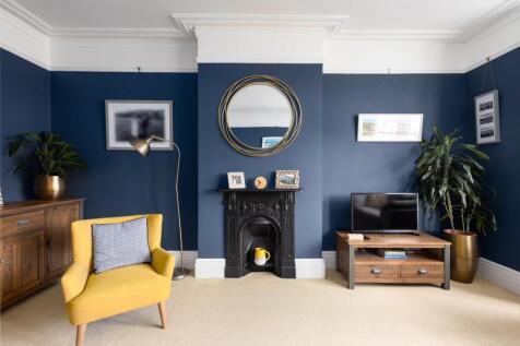 FFF, 23 Henleaze Road, BS9-18.jpg