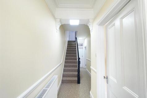upper dane hallway.jpeg