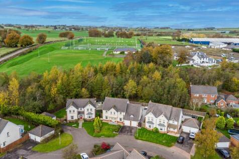 Spynie Gardens-10.jpg