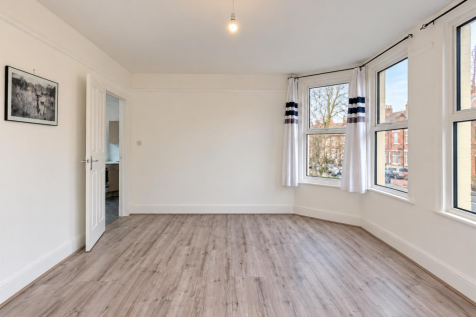 Penfold Road, Clacton-On-Sea, CO15 photo 3