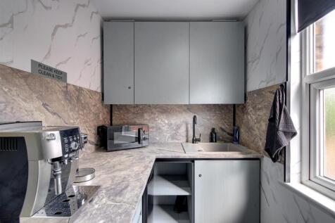 bridgeman business hub bridgeman terrace wigan WN1