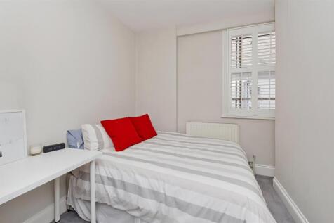 lytton grove-7688 Bed 2.jpg