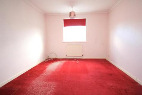 Bedroom 2.JPG