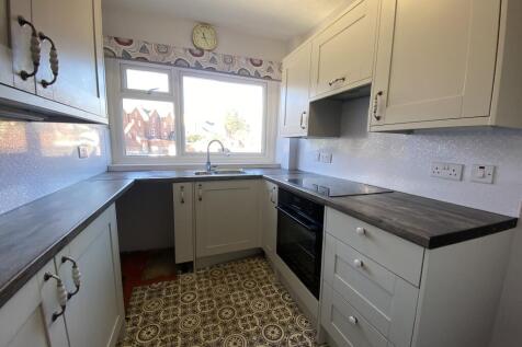 Carew Court, Carew Road, Eastbourne, East Sussex photo 5
