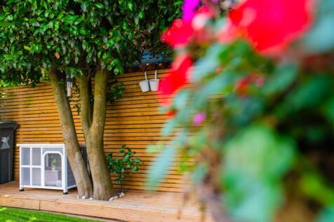 Award-winning Media team on EVERY Listing_19