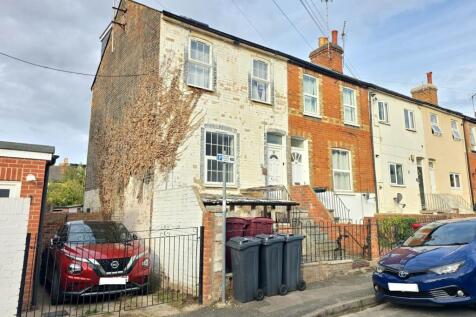 Studio flat on Mason Street, Reading, RG1, £850/mo