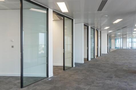 5 Churchill Place 70.jpg